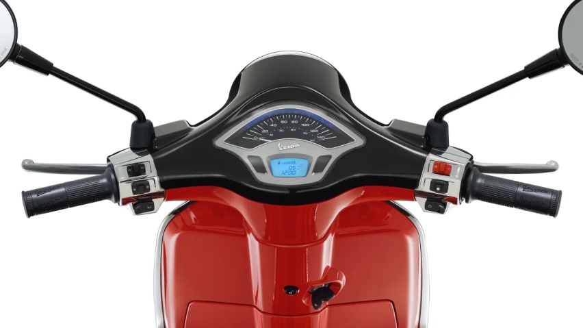 Vespa 与迪士尼合作推出米老鼠主题 Primavera 踏板车