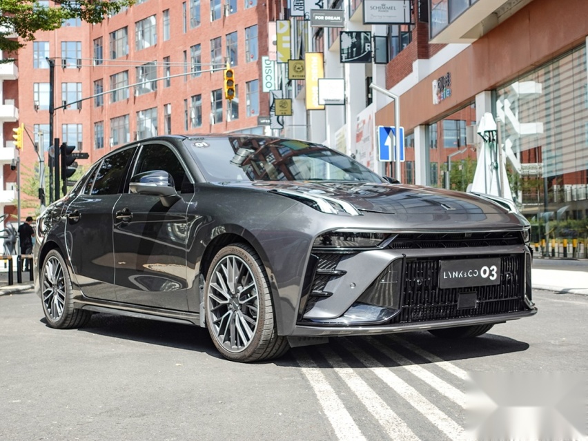 卷就完事！2022年重磅新车汇总 凯美瑞同价就能买豪车？