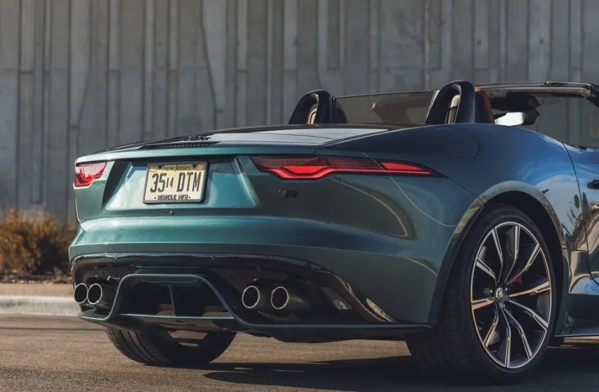 纯正英伦跑车，捷豹F-Type R75敞篷版美图发布，还有5.0升V8
