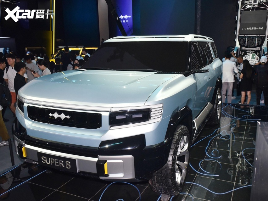 插混硬派越野suv 方程豹豹8概念车亮相 浓浓赛博朋克范儿