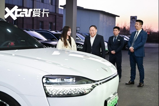 序幕将启，共赴新程，赛力斯张兴海在北京直连用户