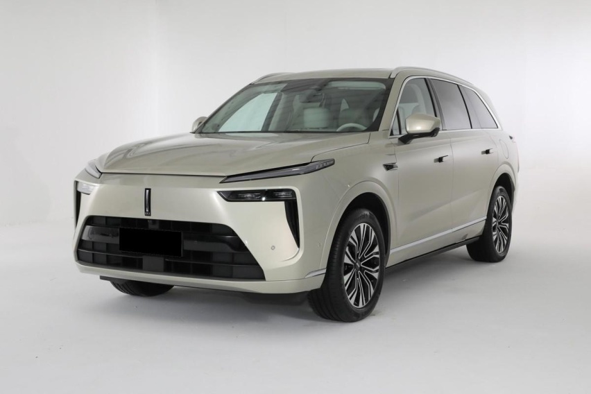 直面理想L8!6座空间+插电混动,长城魏牌推全新中大型SUV