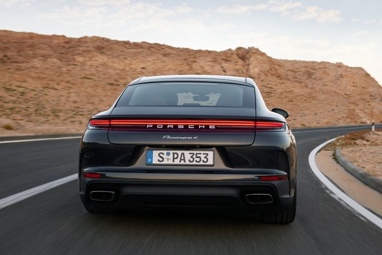 第3代保时捷Panamera：为数不多“真的值100万”的车子！