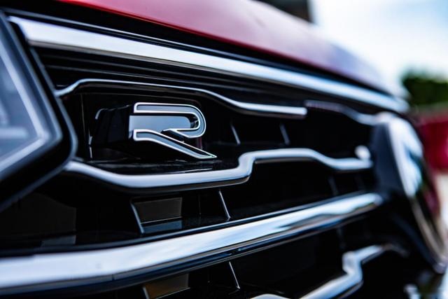 主打年轻个性 一汽大众首款Coupe SUV 探岳X登场