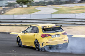 小米可“一键漂移”，就像跑跑卡丁车？小米新漂移专利