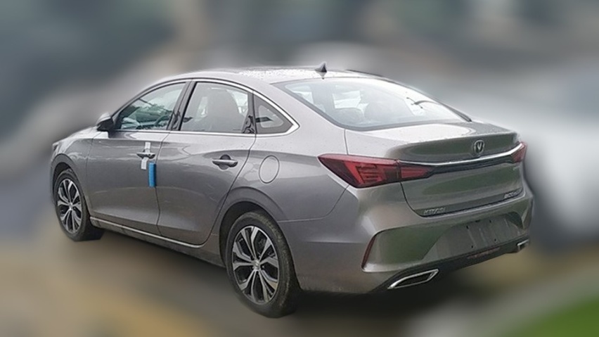 11万怎么买一台1.4T的车？长安逸动：不超预算还能拿顶配