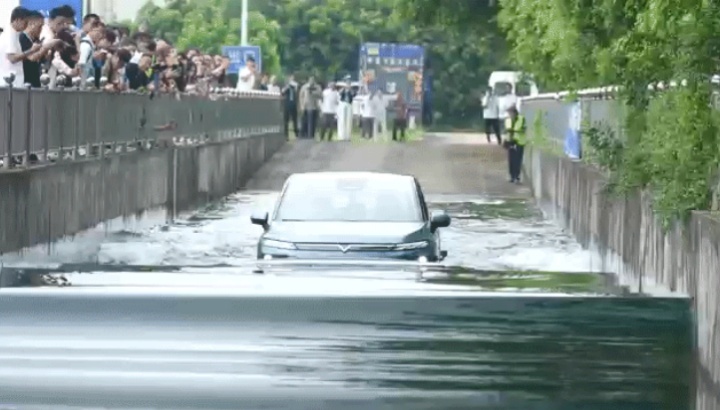 真实场景测试，启辰汽车“车电合一”尽显安全新标准