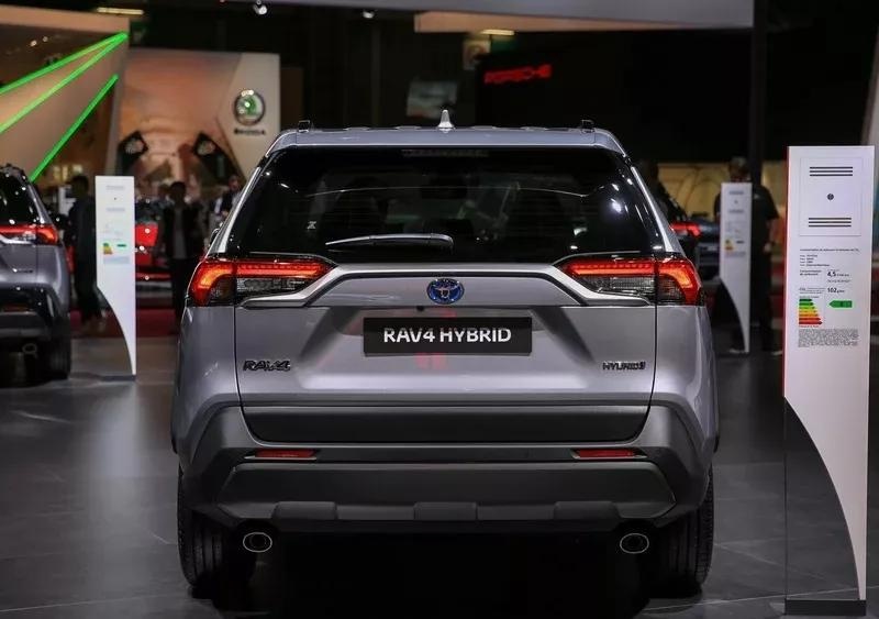 全新一代国产RAV4，延续海外版设计，没了“小书包”有些不适