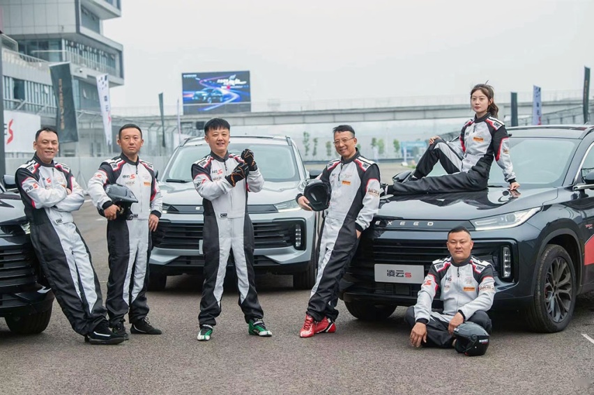 星途凌云S首日创6秒加速和85.9km/h麋鹿成绩