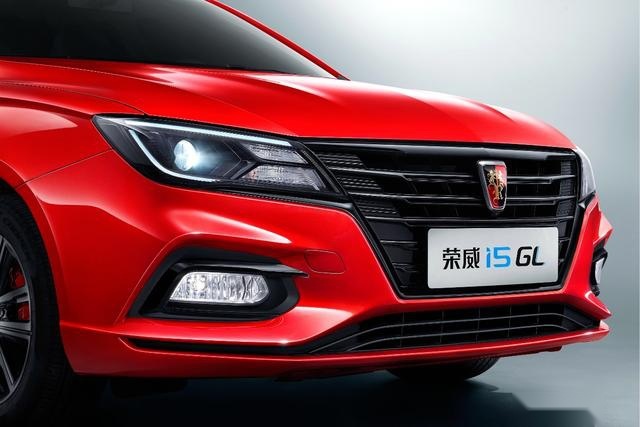3分钟看车圈：7.49万元起/主打运动！东风风神奕炫开启预售