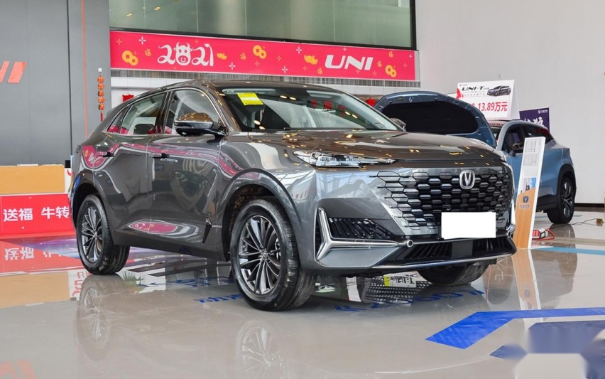 星途瑶光正式上市，对比长安UNI-K，15万家用选谁更香？