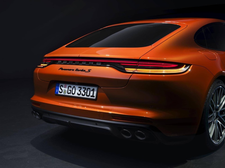 取消Turbo车型，新款保时捷帕拉梅拉预售97.3万起