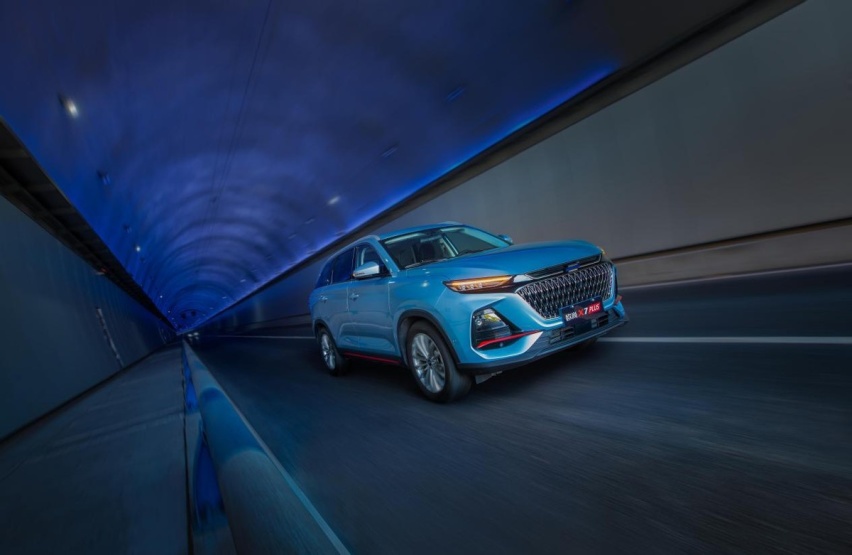 高颜值大空间SUV，长安欧尚X7 PLUS上市即热销，拥有蓝鲸动力系统