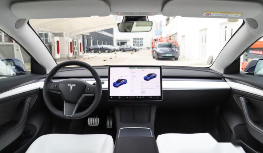 27万预算，选择大众ID.4CORZZ还是选择Model3？