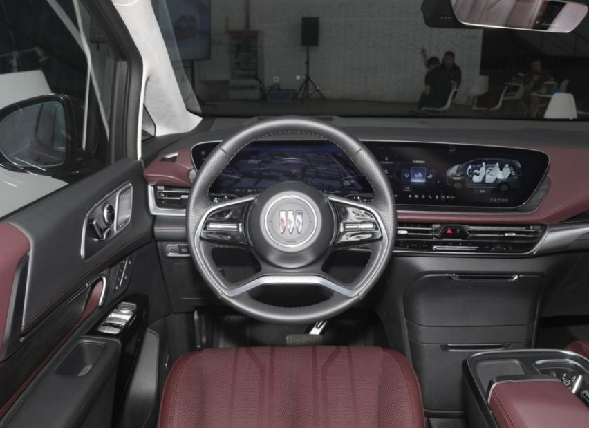 2.0T+48V轻混系统，别克世纪七座能否干过腾势D9？