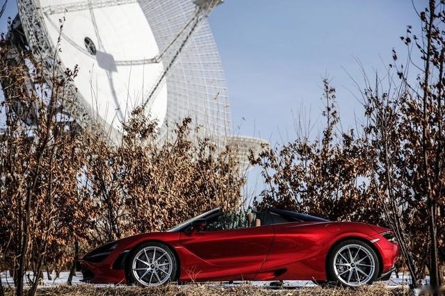 400万的快感，试驾迈凯伦720S Spider