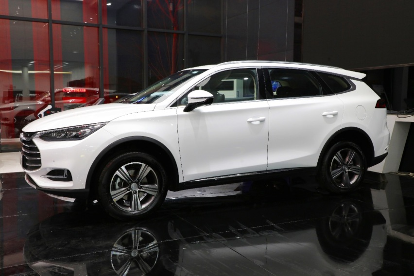 家用SUV，要大要舒适要安全，预算15万左右谁能一步到位？