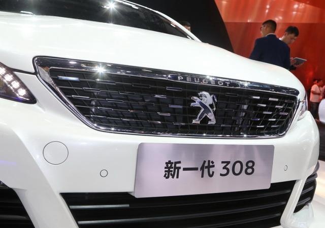 标致308底盘调教胜过德系车，可惜操控布局成败笔