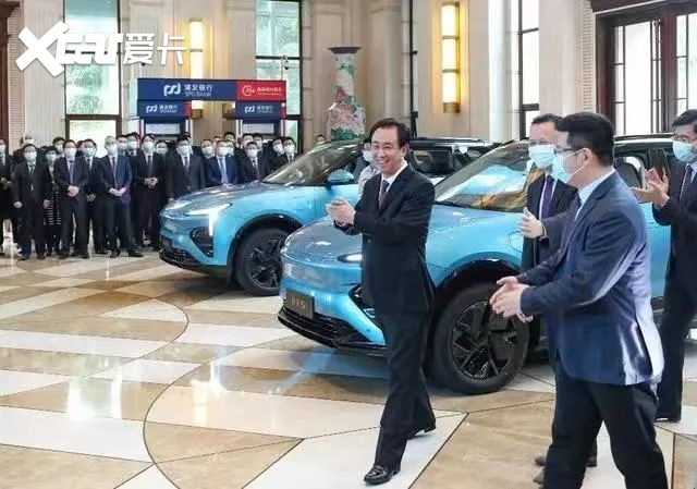 恒驰5即将开售，许家印体验后大赞“漂亮”，自卖自夸？