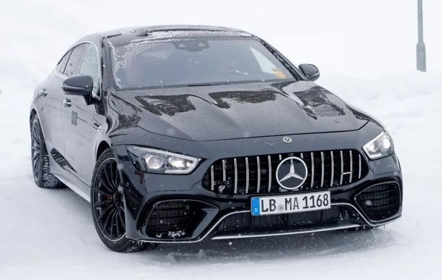 AMG GT73、F-PACE SVR……今天的谍影车有点烈
