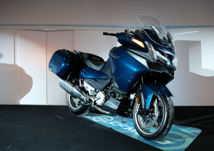 春风1250TR-G进军东南亚市场，被誉为宝马RT兄弟，让当地惊讶
