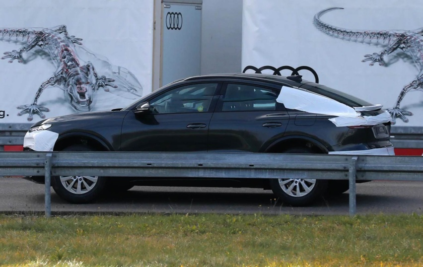 奥迪全新Q6 Sportback e-tron谍照曝光