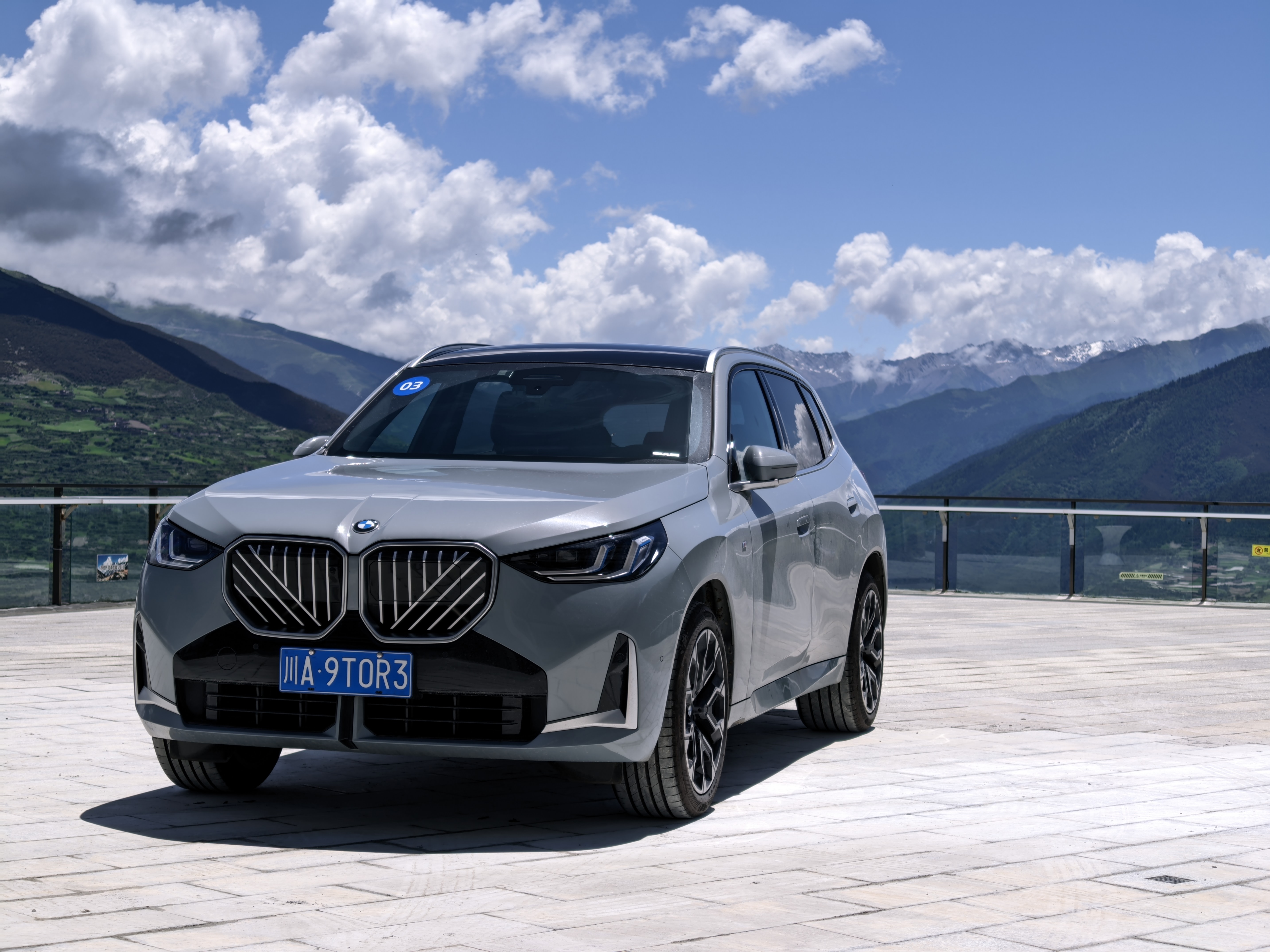 試駕全新寶馬X3長軸距版:用X5的軸距打造X3,駕控依然在線 試駕全新寶馬X3長軸距版:用X5的軸距打造X3,駕控依然在線