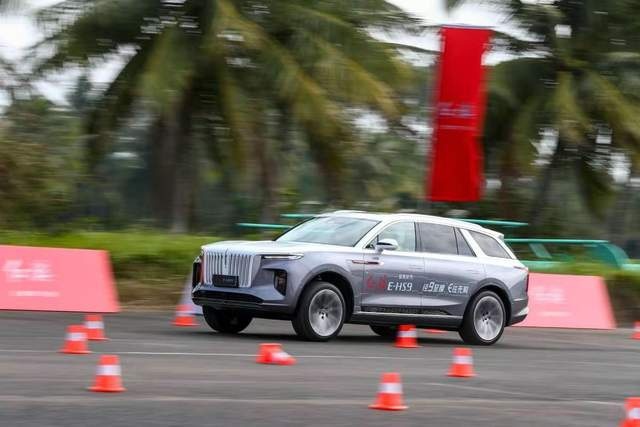 真正的纯电国货之光！红旗E-HS9上市，售50.98万起