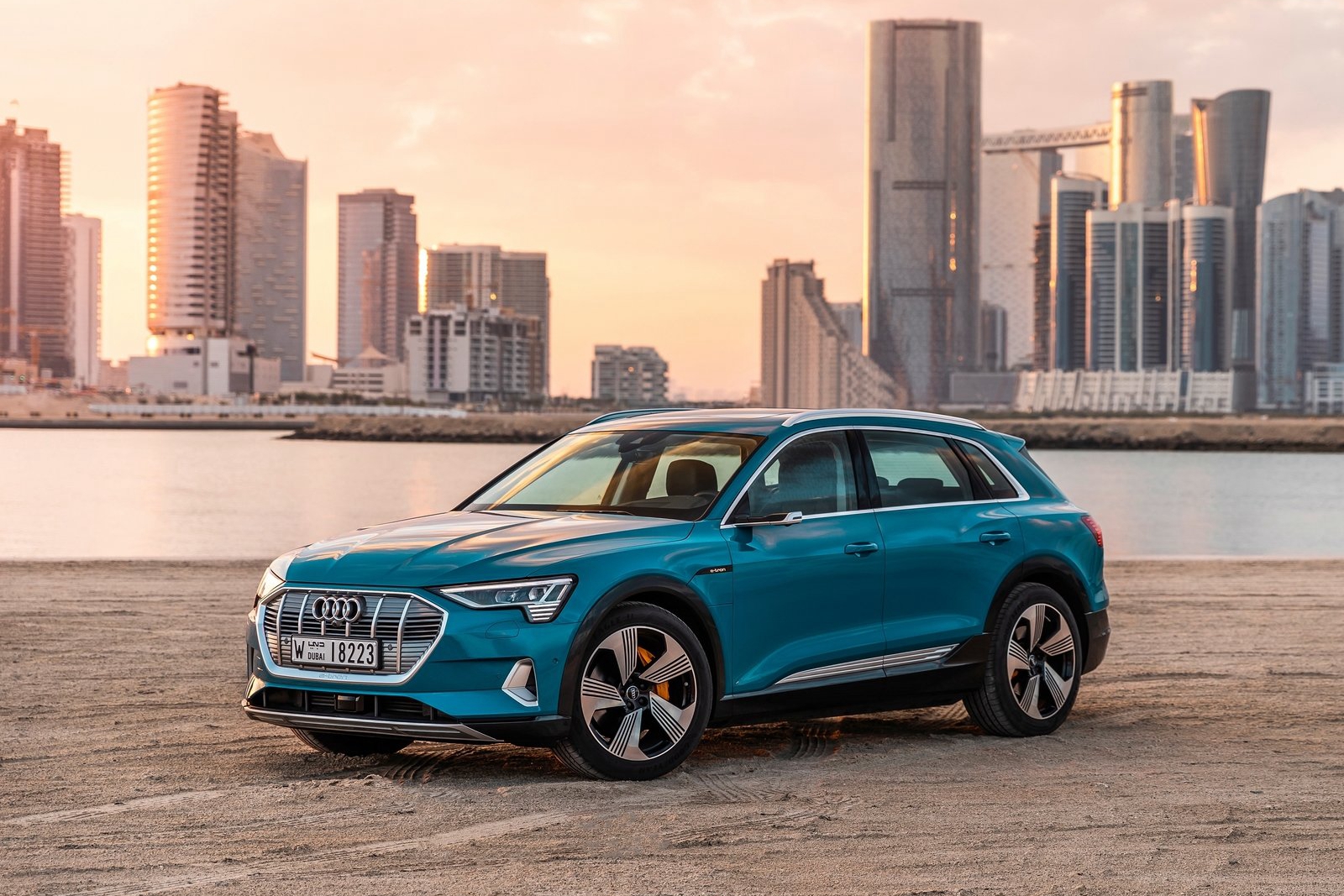 ͬ������늄�܇����˹����ε�����W�ϵ�˼·�кβ�ͬ��