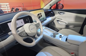 纯电9分钟充饱，插混能跑2105km，全新海狮05，9.79万卷翻同级