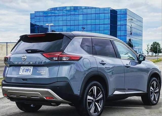 全新奇骏实车现身，神似RAV4，换液晶仪表电子档把，注定要大