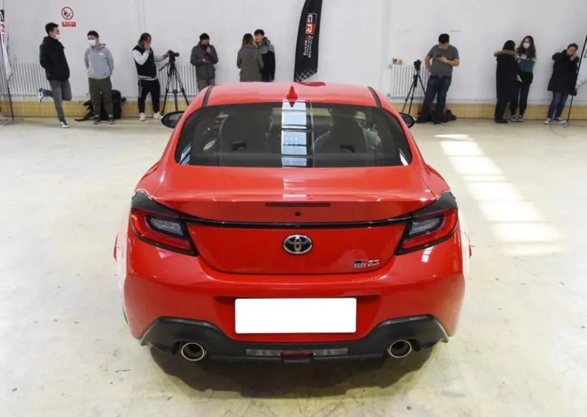 限量386台的丰田车，其实就是换标换LOGO的斯巴鲁BRZ