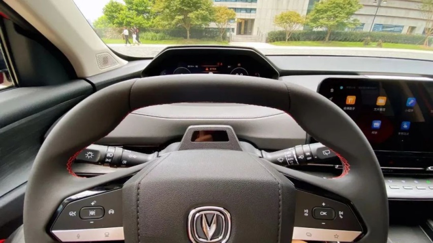 试驾第二代CS55PLUS：颜值与实力兼顾，买就对了！