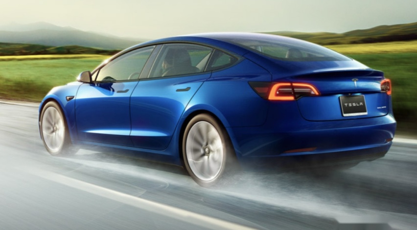 30来万，特斯拉Model 3和宝马3系怎么选，看刹车还是品质？