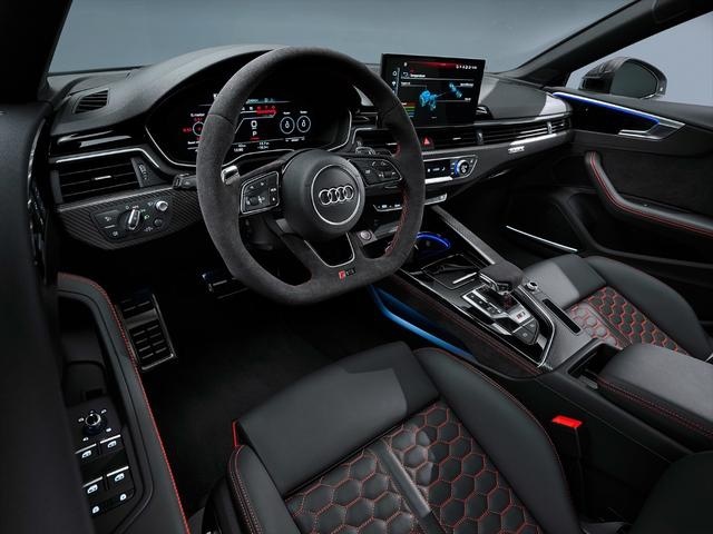 【短评】3.9秒破百 全新奥迪RS5 Sportback上市