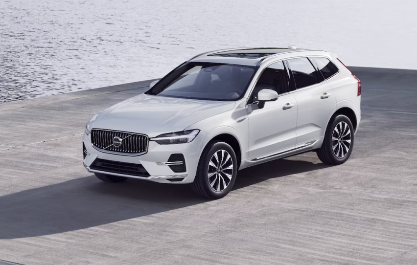 新款沃尔沃XC60全系标配B5高功率发动机 参考优惠价29.29万元起