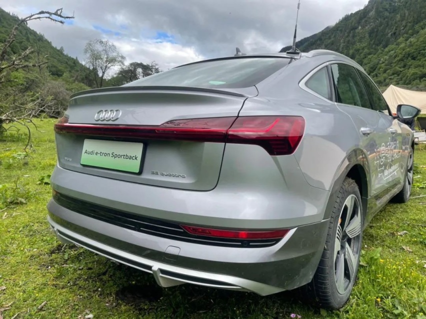 试驾奥迪e-tron Sportback：充电40分钟，嗨玩一整天
