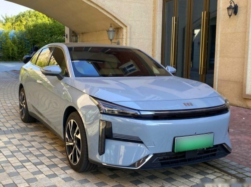 新能源价格战再起?吉利银河L系混动紧跟,合资急了?
