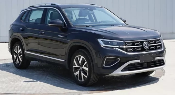 大众中型SUV，换装1.5T发动机，新款大众探岳实车亮相