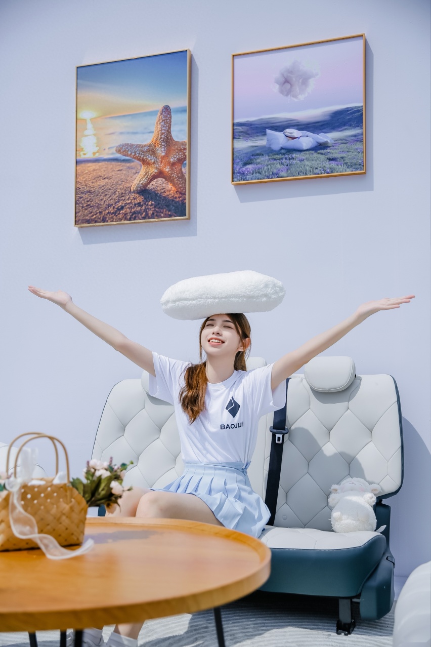 超震撼！宝骏云朵深圳首场水幕烟花发布会圆满结束