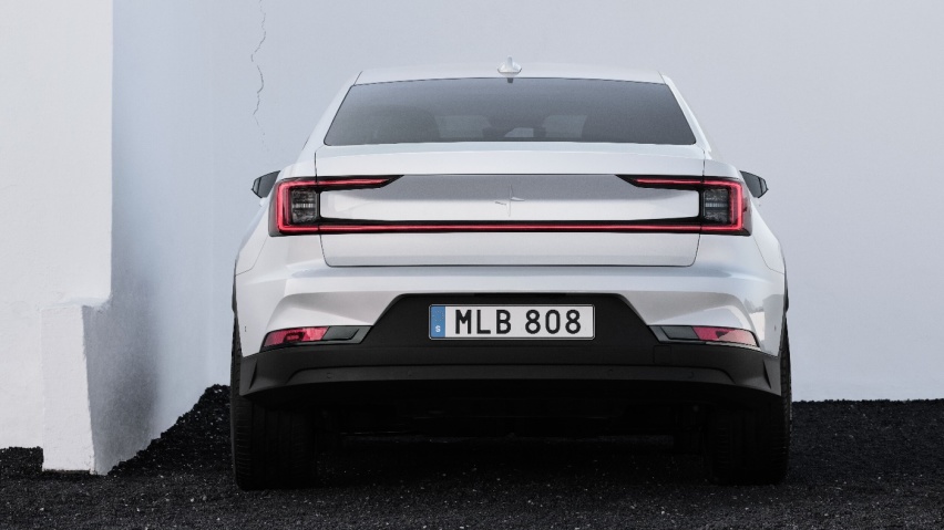 售价更便宜配置变低，新款Polestar 2能否对标特斯拉？