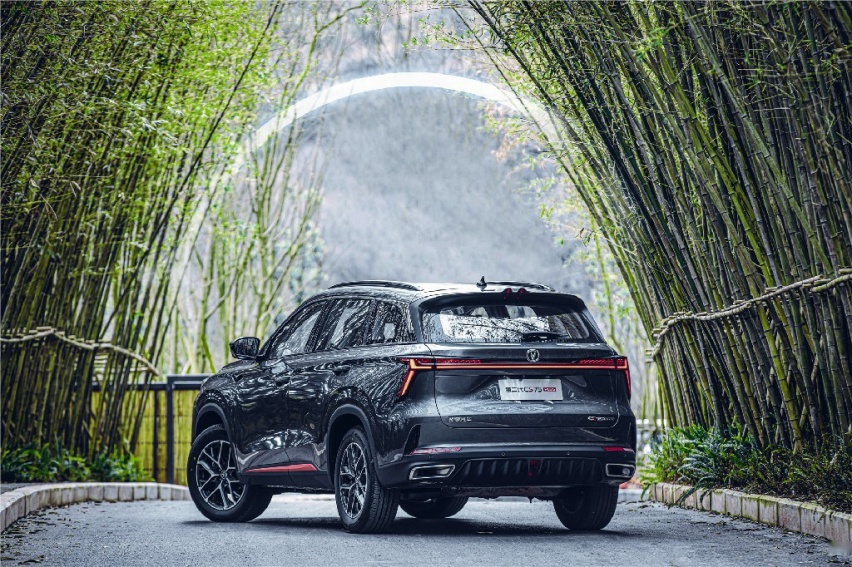 可以 “闭眼入手”的SUV，第二代CS75PLUS是如何赢在起跑线的？