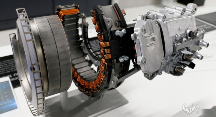 牛X评测：1.5T+48V到底行不行？全新一代奔驰C级性能测试