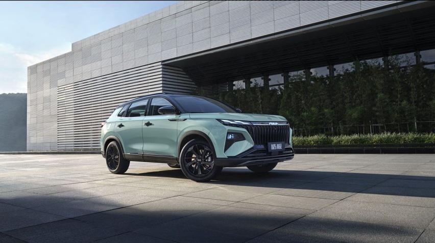买车还只认2.0T+8AT？13万级混动SUV皓极带你体验头“皓”玩家