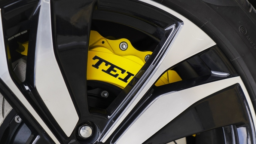 赛力斯SF5刹车脚感不好？升级刹车改装，TEI Racing刹车套件