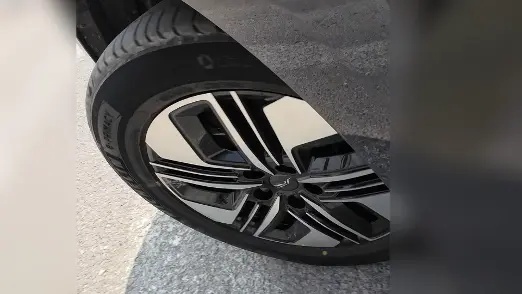 全家踏青还在选SUV？智能插混MPV瑞风RF8来了，开的放心坐的舒心