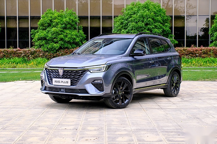 荣威RX5 Plus实拍：“国潮”加持，年轻人更爱的SUV！