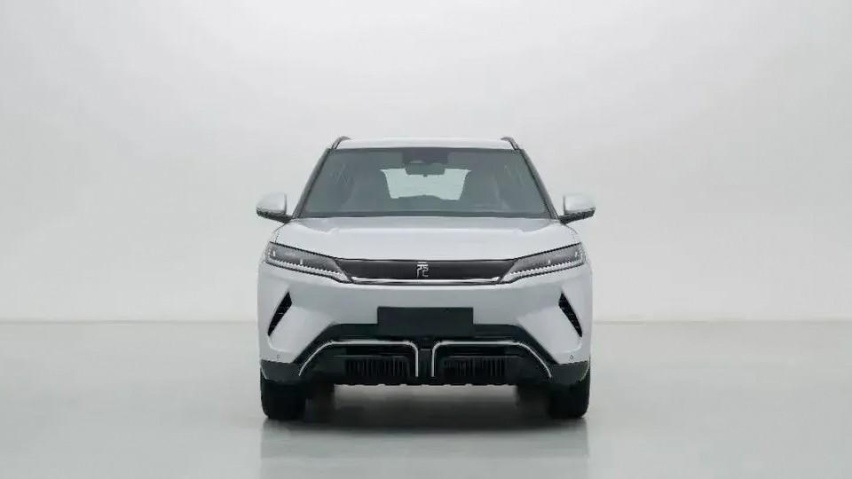 一度电能跑10公里，比亚迪元UP可能是10万内最省电的SUV？