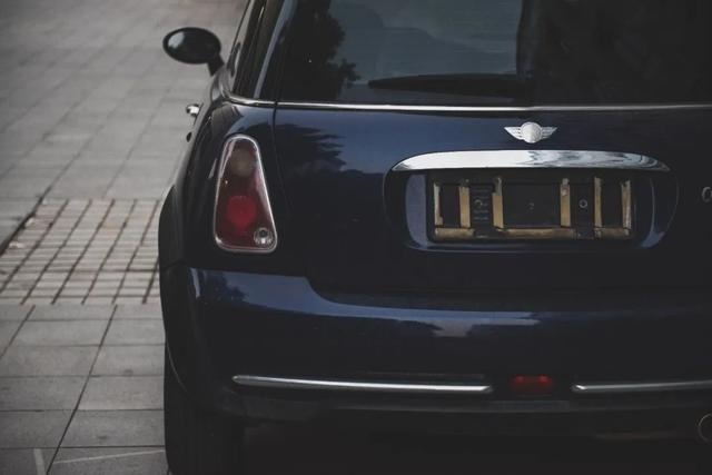 为什么我要买一台14年前的MINI ？