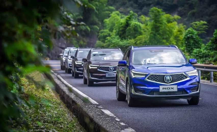 30万买豪华SUV，不要BBA，还有什么可以看的？